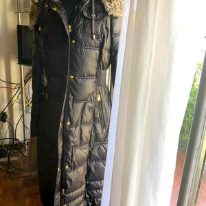 Laundry black puffer jacket